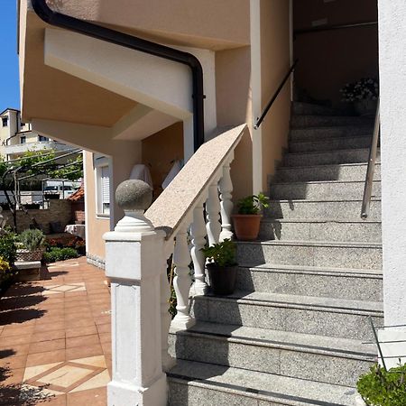 Apartments Ostojic Крк Экстерьер фото