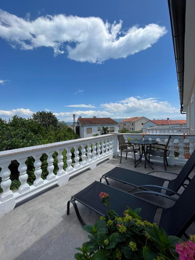 Apartments Ostojic Крк Экстерьер фото