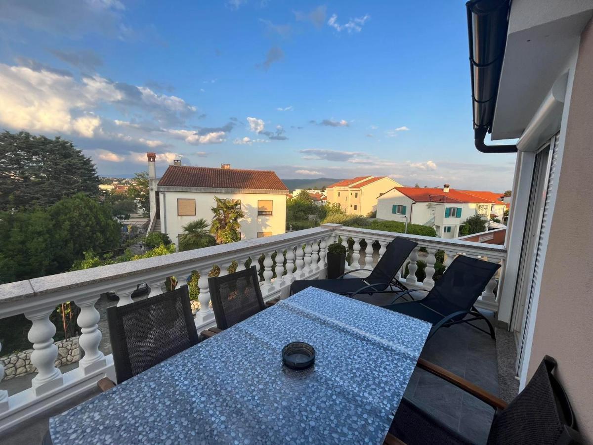 Apartments Ostojic Крк Экстерьер фото