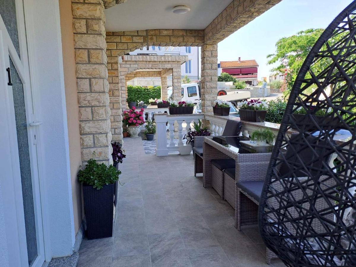 Apartments Ostojic Крк Экстерьер фото