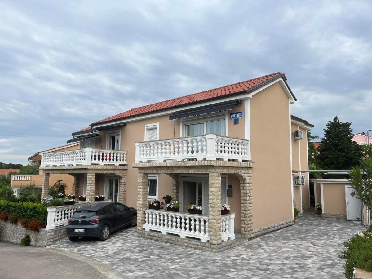 Apartments Ostojic Крк Экстерьер фото